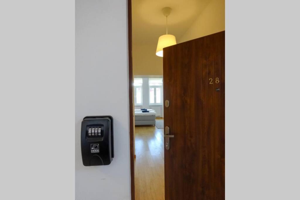 Modernes Leben L Lf28 Daire Viyana Dış mekan fotoğraf